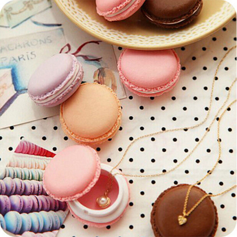Compact Chic Macaron Jewelry Case