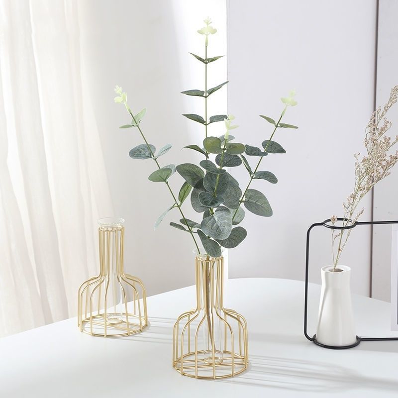 Nordic Iron Hydro Vase