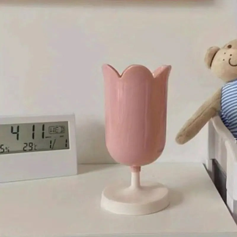 Tulip Girl Heart Pen Holder for Makeup Brushes