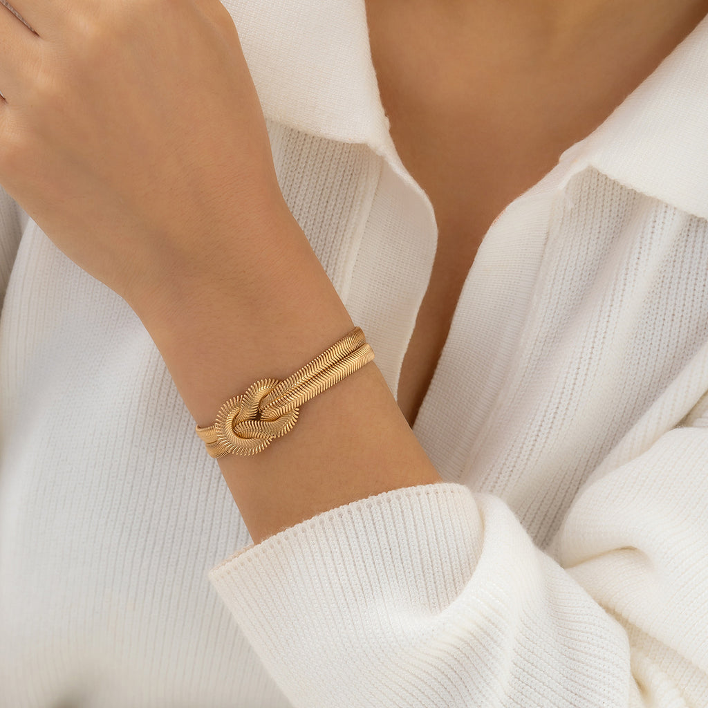 Minimalist Snake Bone Chain Bracelet